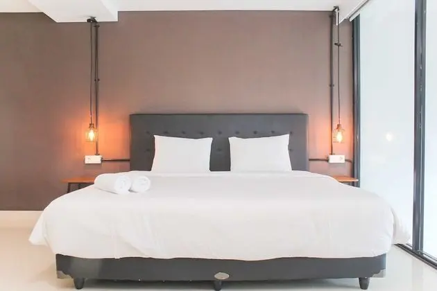 Stunning And Strategic 1Br Loft At Neo Soho Apartment