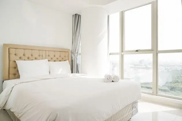 Stunning And Strategic 2Br Gold Coast Apartment Near Pik - Oda