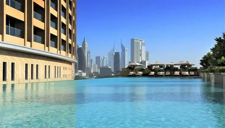 Stunning Studio at The Address Dubai Mall Residence - Havuz