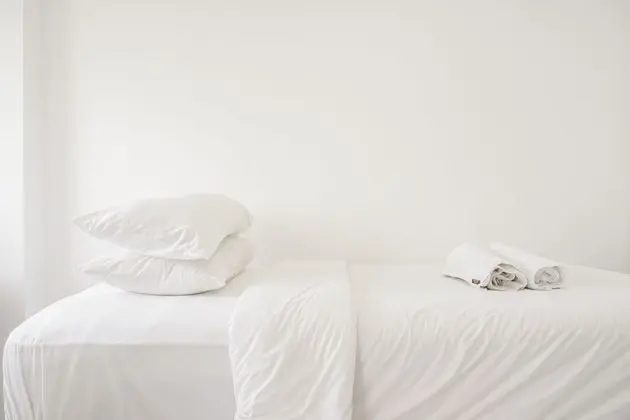 Stunning Studio Apartment At Belmont Residence Puri