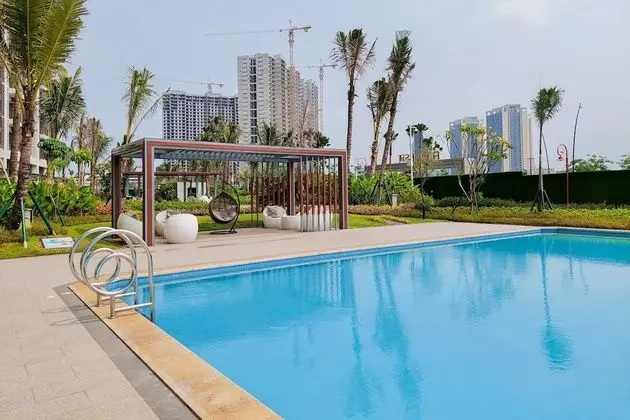 Stunning Studio Apartment at Sky House BSD