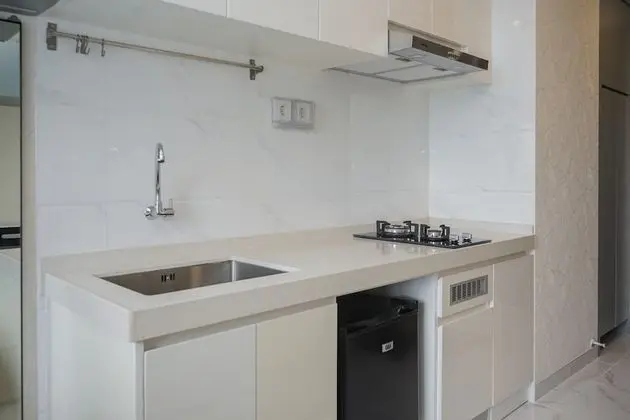 Stunning Studio Apartment at Sky House BSD - Mutfak