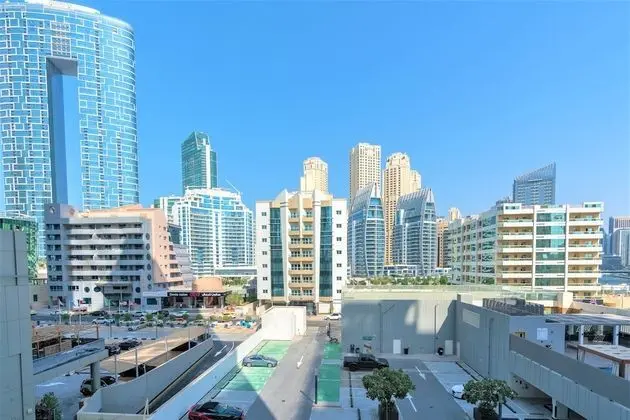 Stunning Studio With Balcony With Marina View