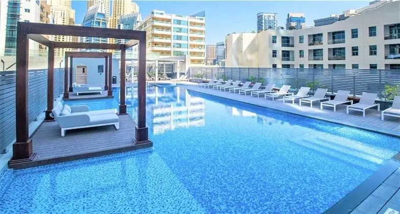 Stunning Studio With Balcony With Marina View - Havuz