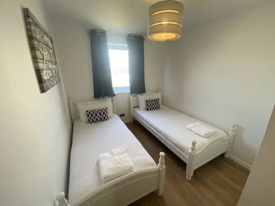 Stunning two Bedroom Seaside Apartment - Oda