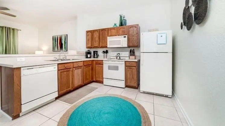 Stunning Windsor Hills 3 Bedroom 3 Bath Townhome With Splash Pool - Mutfak