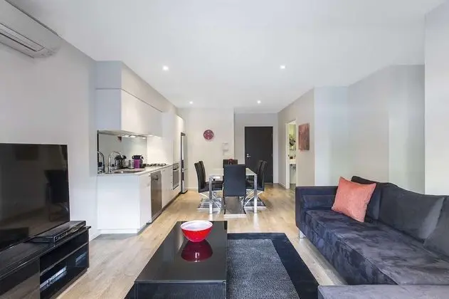 Style in the heart of Carlton - İç Mekan