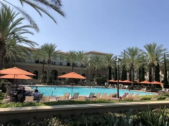 Resort Style Luxury 2BD Suite in Irvine's Spectrum Center - Havuz