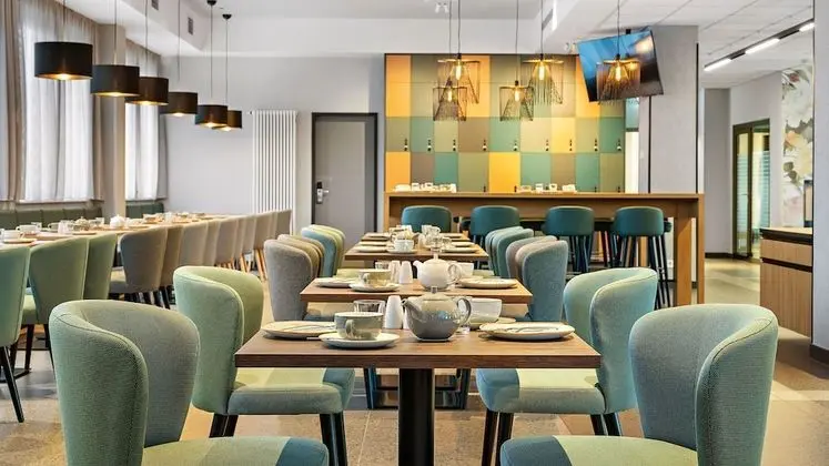Styles Hotel Karlsruhe Messe - Lobi