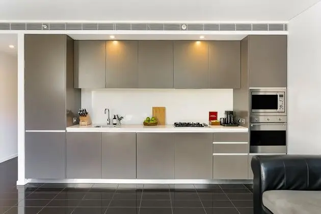Stylish 1 Bedroom Apartment Camperdown - Mutfak