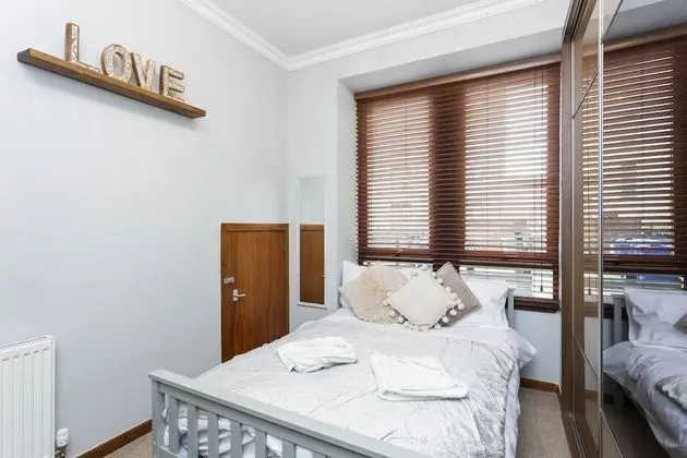 Stylish 1 Bedroom Apartment-ground Floor
