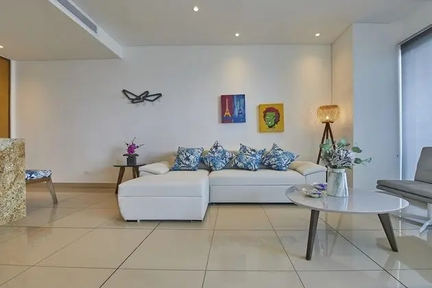 Stylish 1BR Apartment w Balcony Amazing View - Oda