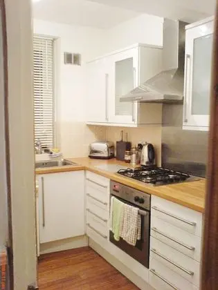 Stylish 2 Bed Between Camden Town & Primrose Hill - Mutfak