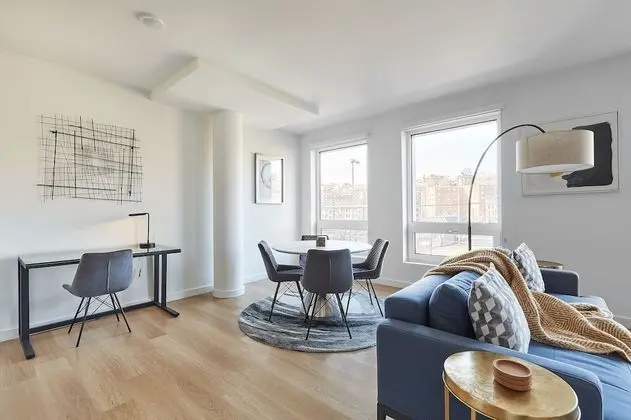 Stylish 2 BR w Roof Deck Access - Mins to NYC - Oda