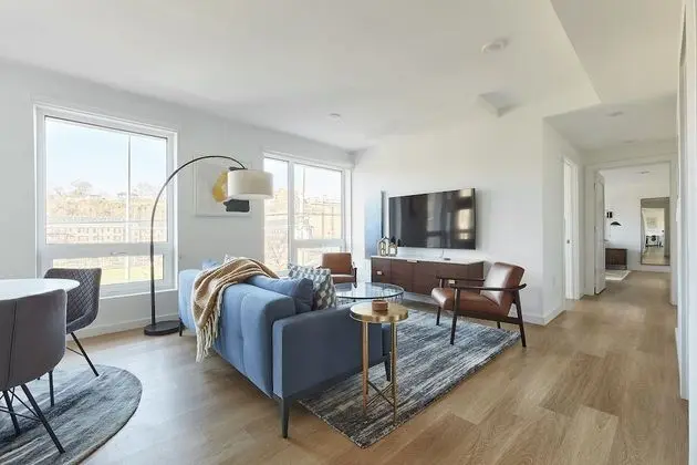 Stylish 2 BR w Roof Deck Access - Mins to NYC - Oda