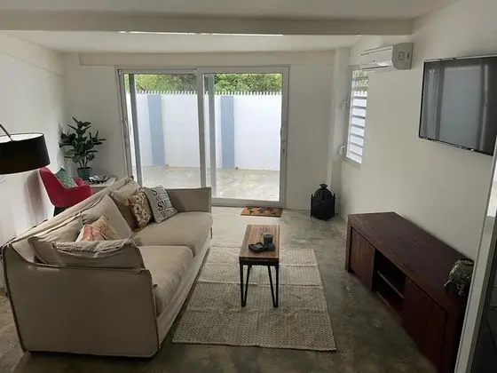 Stylish 3-bed House in Brakkeput Meimei