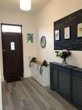 Stylish 3-bed Preston Home for Relaxing Comfy Stay - Lobi