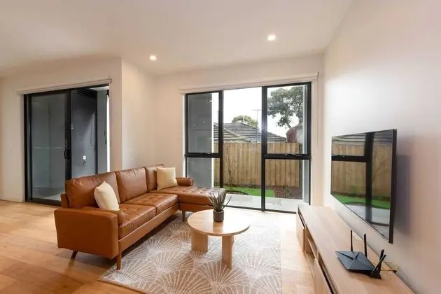 Stylish 3 Bedroom With Free Parking - İç Mekan