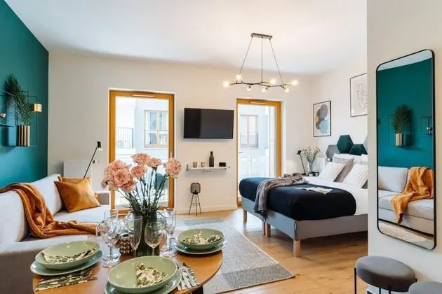 Stylish Apartment With Amazing View in Luxury Residence Parking