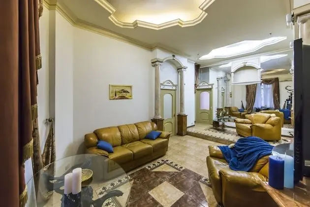 Stylish Apartment Close ot the Opera - İç Mekan