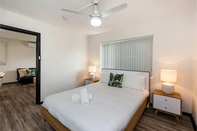 Stylish Apartment in Leafy South Perth