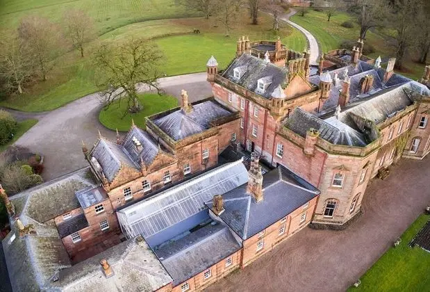 Stylish Apartment with Magnificent Views of Cumbrian Countryside