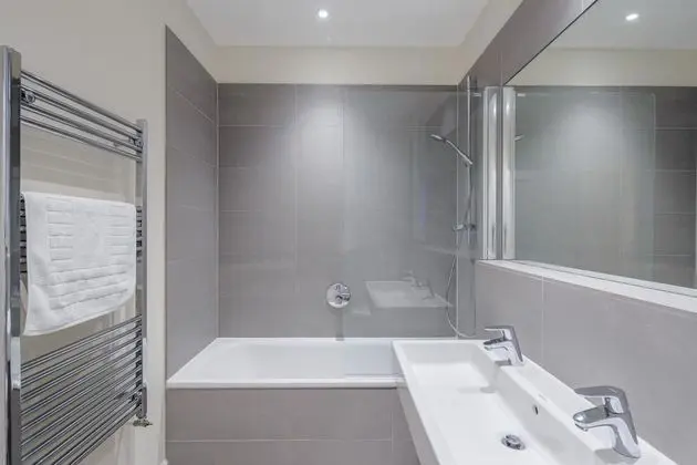 Stylish Apartment set in Victorian Red Brick