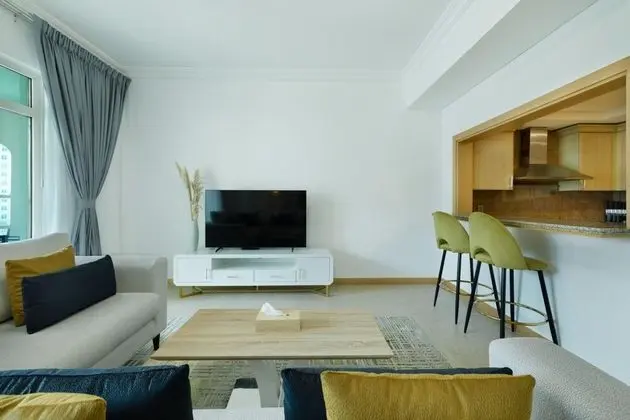 Stylish Apt With Large Patio Close to the Beach - Oda