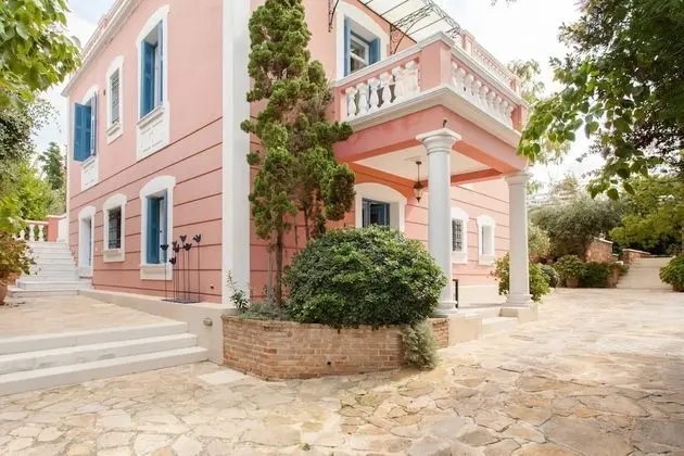 Stylish Art Deco Apartment Close To The Beach - Dış Mekan