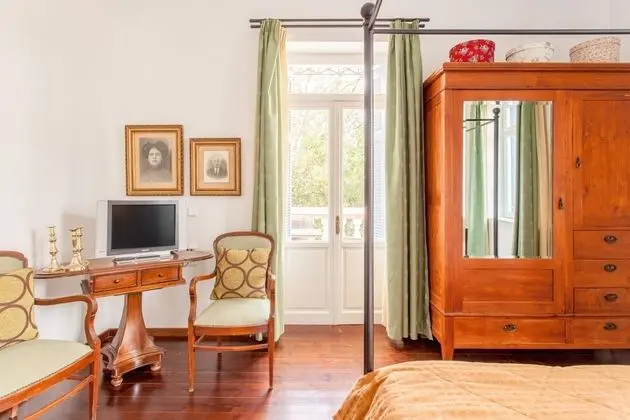 Stylish Art Deco Apartment Close To The Beach - Oda