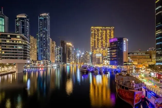 Stylish + Bright 1BR With Dubai Marina Views! - İç Mekan
