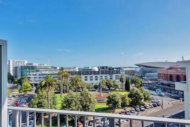 Stylish Central 2 Bedroom Apartment