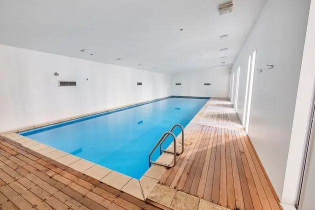 Stylish Central 2 Bedroom Apartment - Havuz