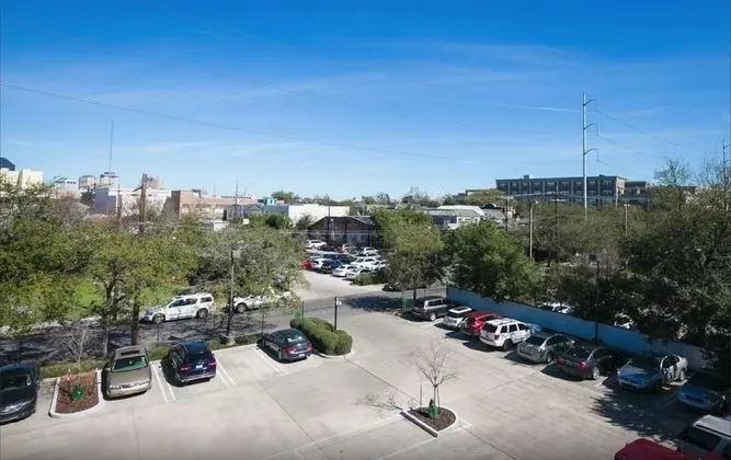 Stylish Condos Close to Art and Culture