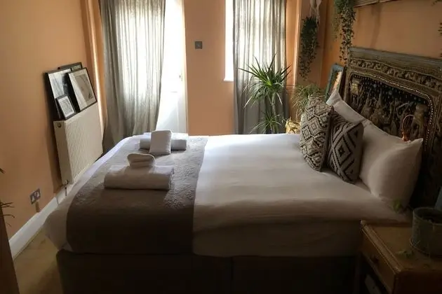 Stylish Cozy Apartment near Trendy Shepherd's Bush