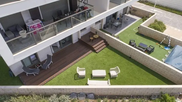 Stylish Garden Apartment near Akhziv Beach - Dış Mekan