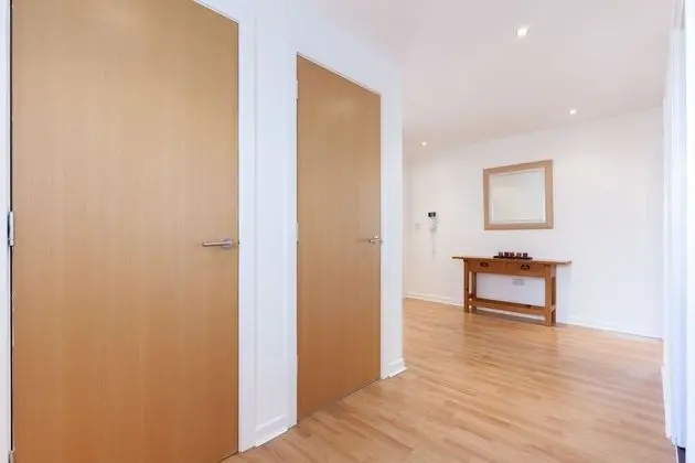 Stylish Garden View Apartment