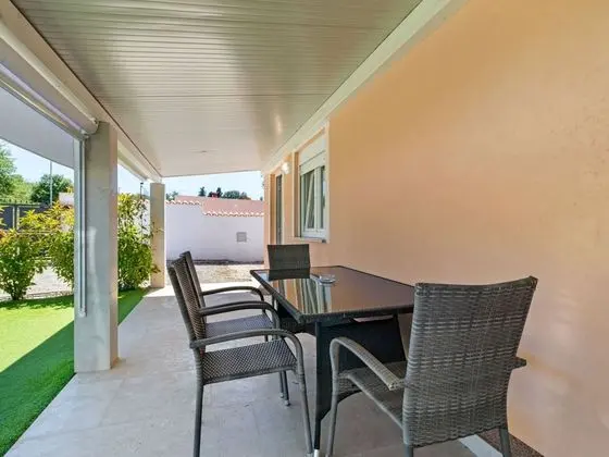 Stylish Holiday Home in Banjole With Swimming Pool - Dış Mekan