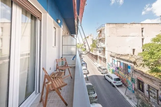 Stylish Kerameikos Apartment  by Cloudkeys