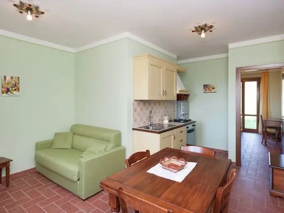 Stylish Mansion in Monte del Lago With Lake View - Oda Düzeni