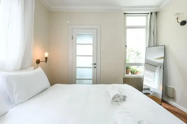 Stylish and Modern 3BR TelAviv Apartment