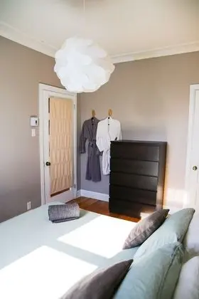 The Stylish Rosemont Unit