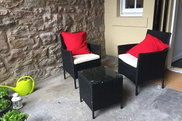 Stylish Royal Mile Apartment w Balcony - Dış Mekan