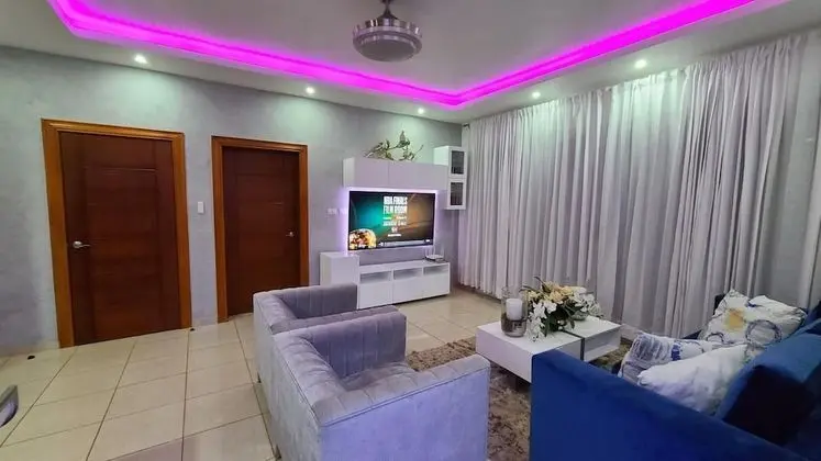 Stylish Secluded Property Just a Short Drive From the Beach - Öne Çıkan Resim