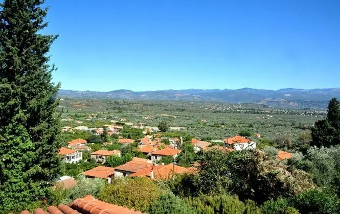 Stylish Stone Villa In Mystras - Dış Mekan
