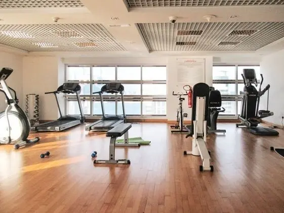 Stylish Studio Apartment in JLT With Lake Views! - İç Mekan