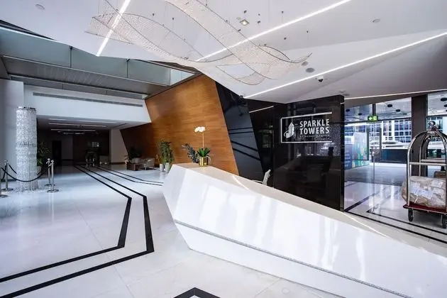 Stylish Studio Apartment-Sparkle Towers - Lobi