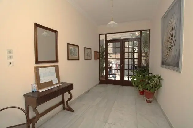 Stylish studio below the Acropolis - Lobi