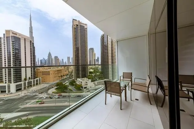 Stylish Studio w Dubai Canal Vw in Business Bay
