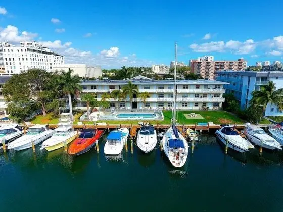 Stylish & Unique 1 BR Designer Waterview APT - Havuz